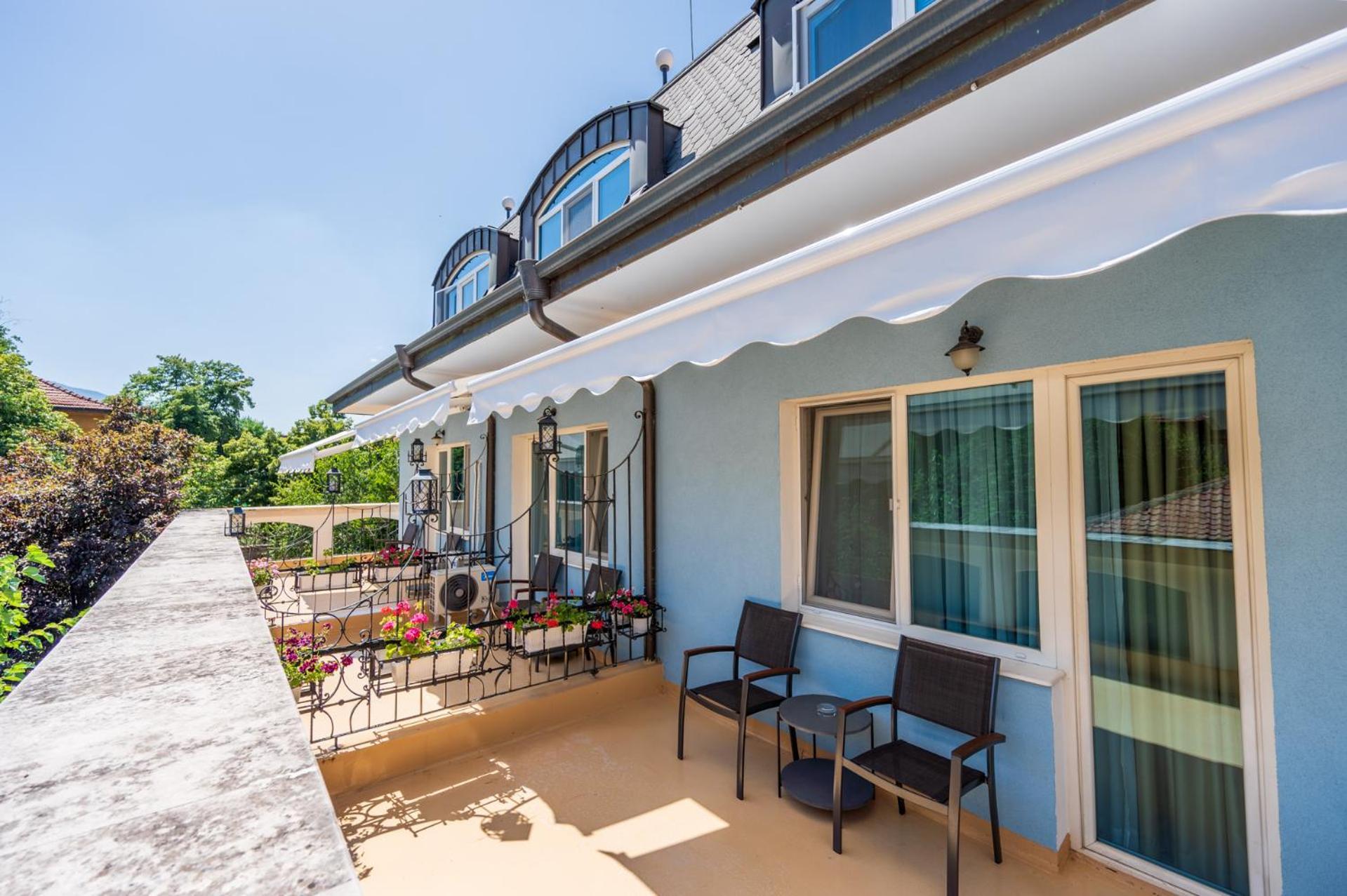 Family Hotel Lazur Kyustendil Exterior foto